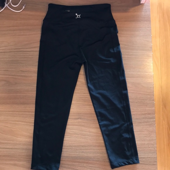 Orangetheory Fitness leggings NWT!! - Picture 4 of 4